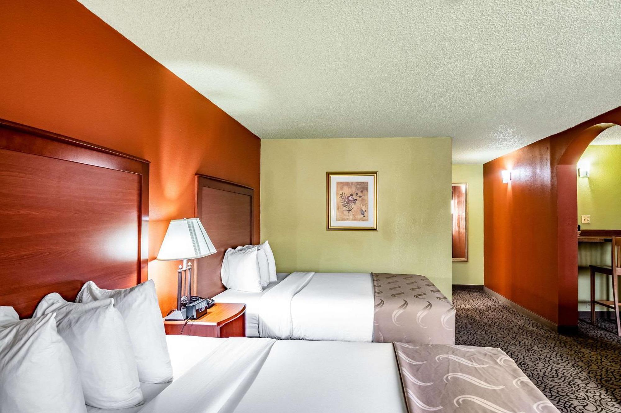 Quality Inn Trinidad Exterior photo
